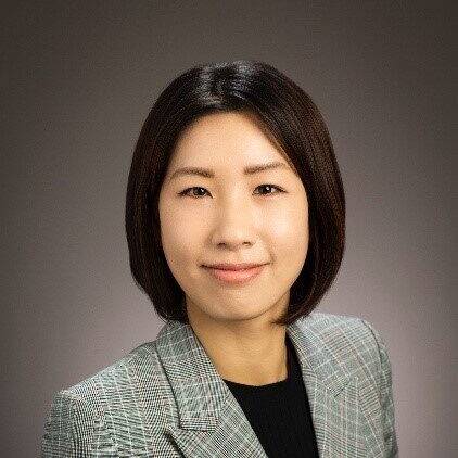 Headshot of Dr. Choi